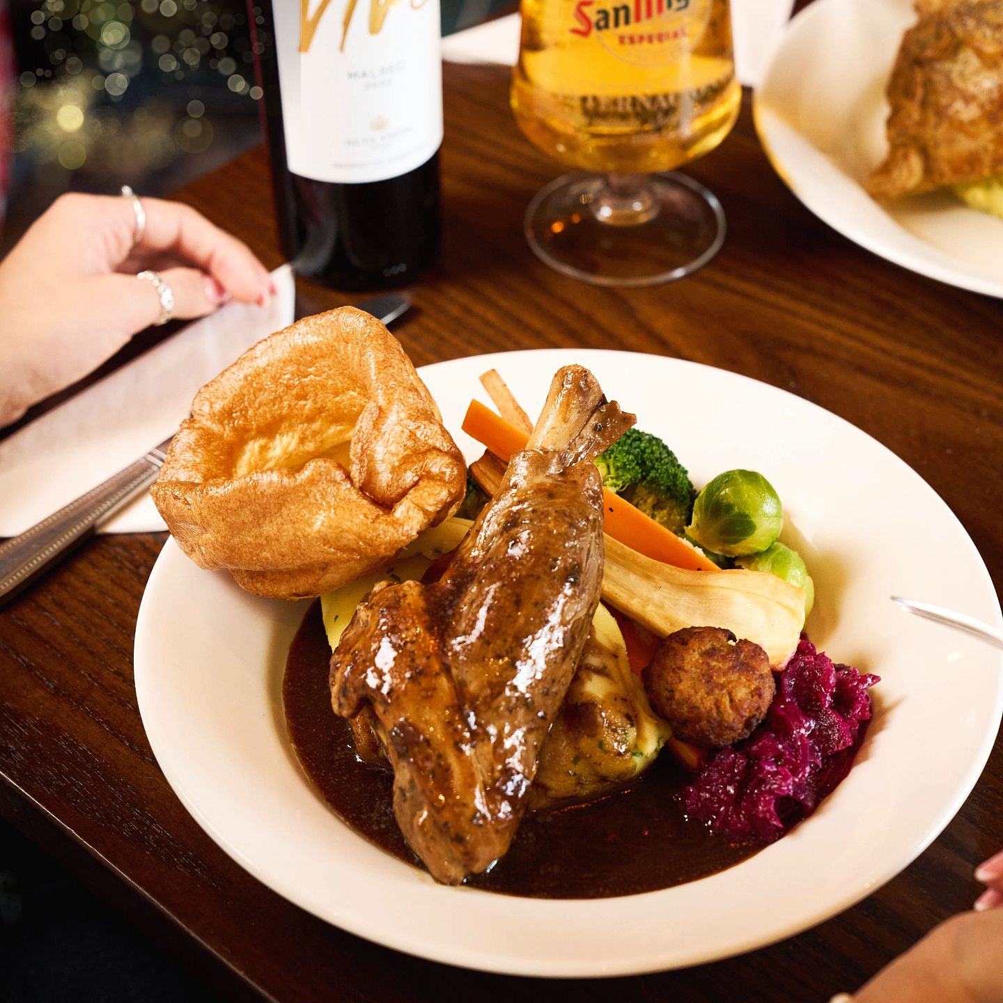 Christmas Day Lunch, Dinner & Dining at The George & Dragon in Arundel